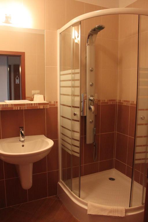 Hotel Dominika Bratislava Habitación foto